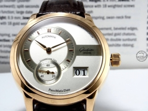 Glashutte Original PanomaticDate gold 18k